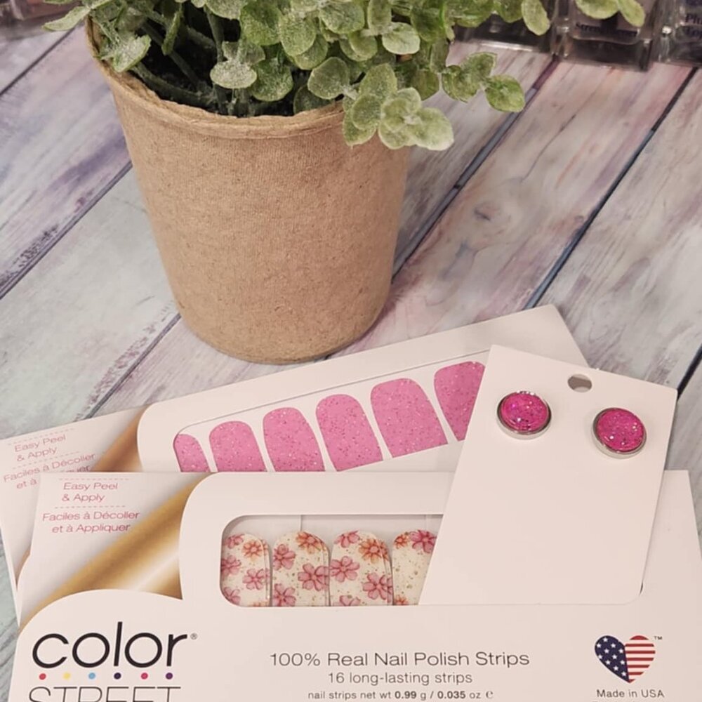 Color Street Pink Floral Press On Nail Designs